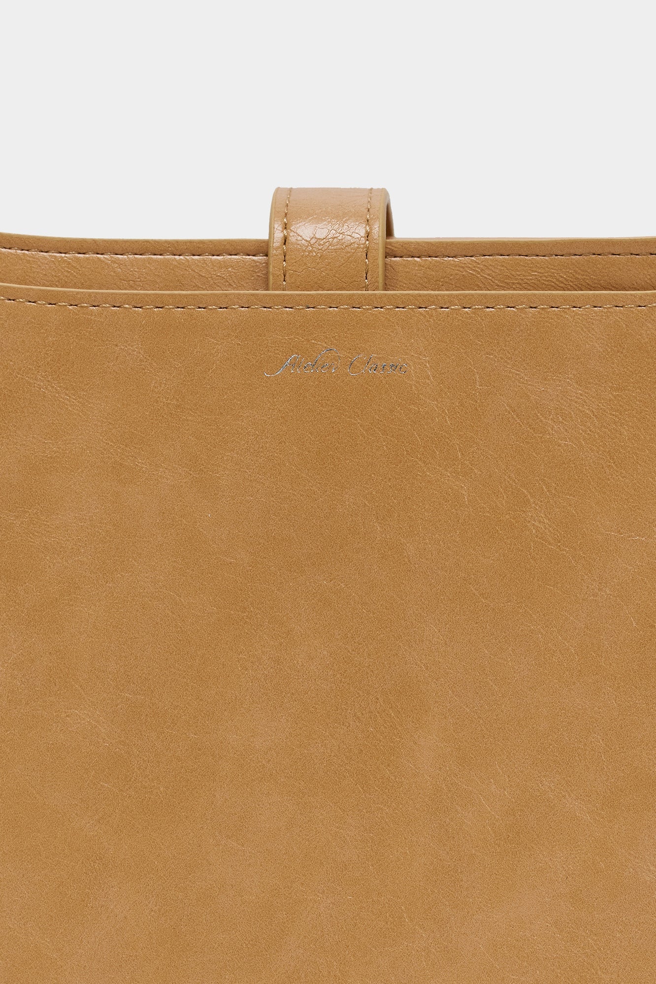 Atelier Classic · Amanda M - Mjade