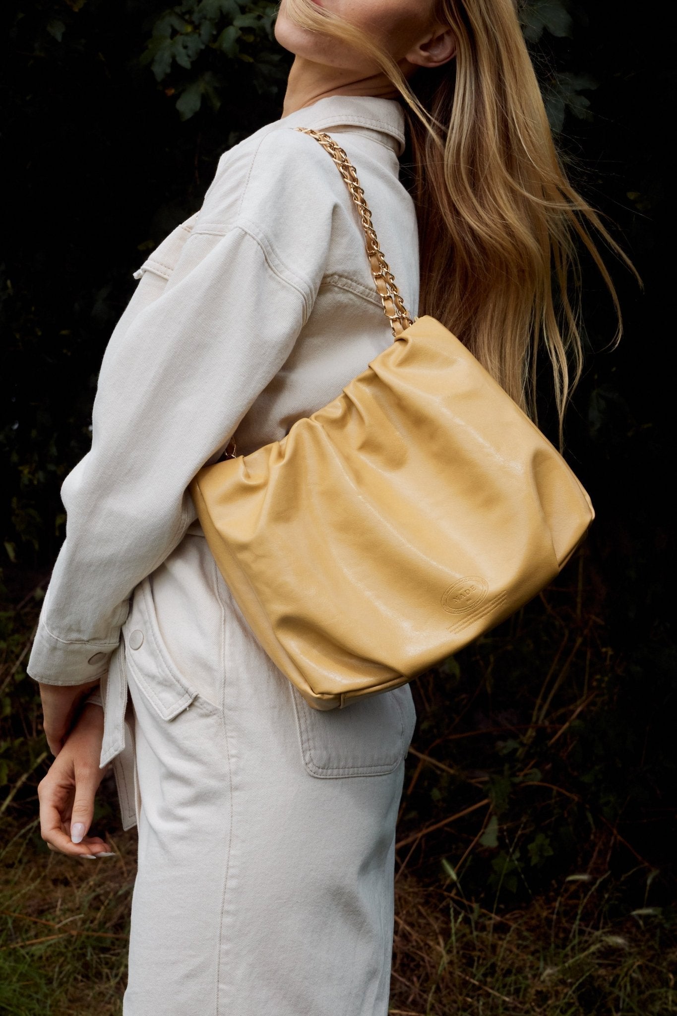 Classic · Chain Shoulder - Mjade